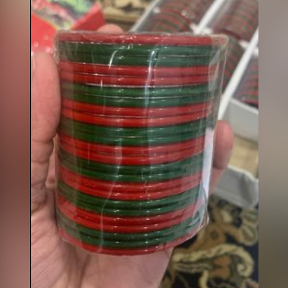 Glass bangles - Picture 3 of 3